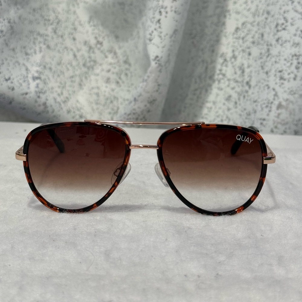 Quay All In Sunglasses In Tort Brown 🕶